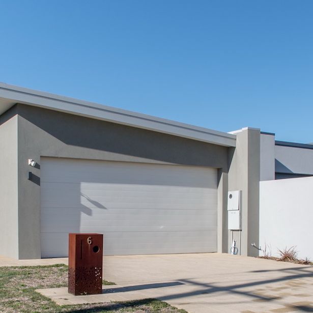 Premier One gallery image