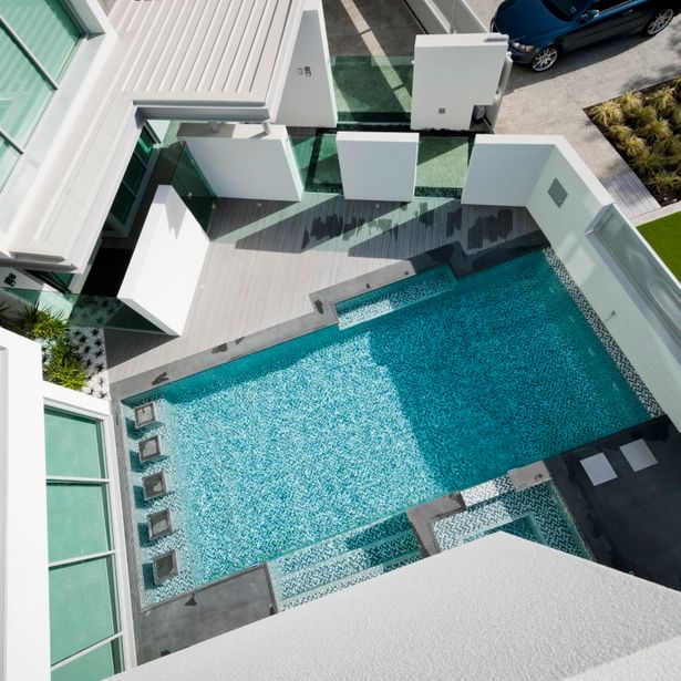 Premier One gallery image